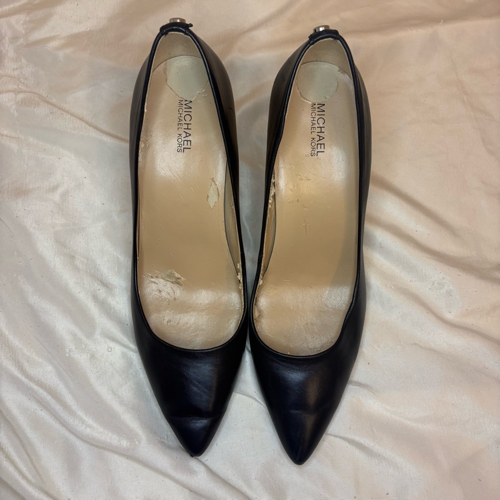 Michael Kors Black Leather Women's heels size 8.5